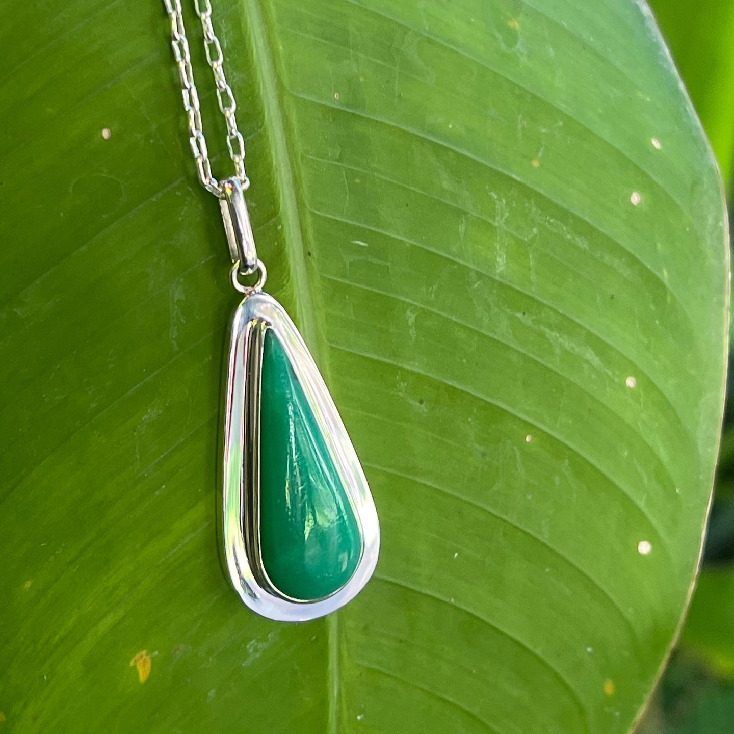 Sterling silver and chalcedony pendant