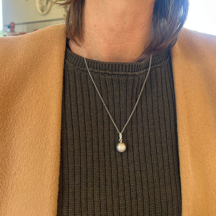 Sister Pearl  - Pendant