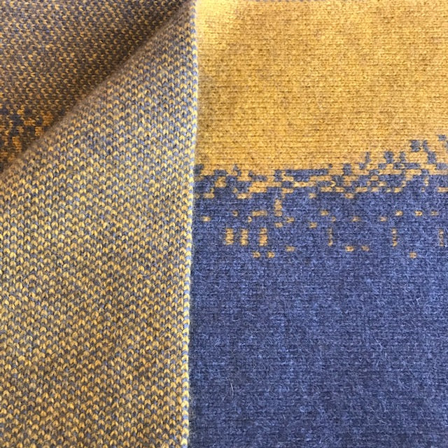 Voyage Blanket / Yolk and Piha